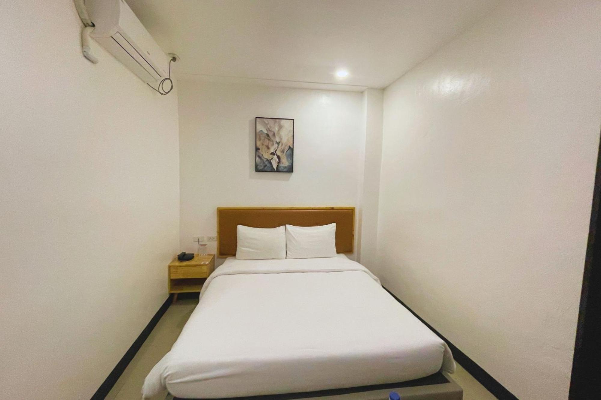 Hotel Halo Angeles City Номер фото