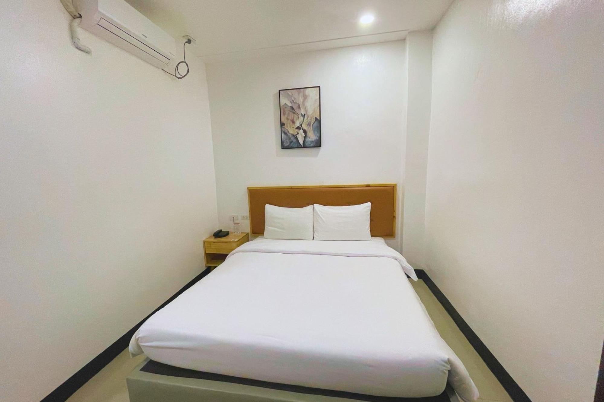 Hotel Halo Angeles City Номер фото