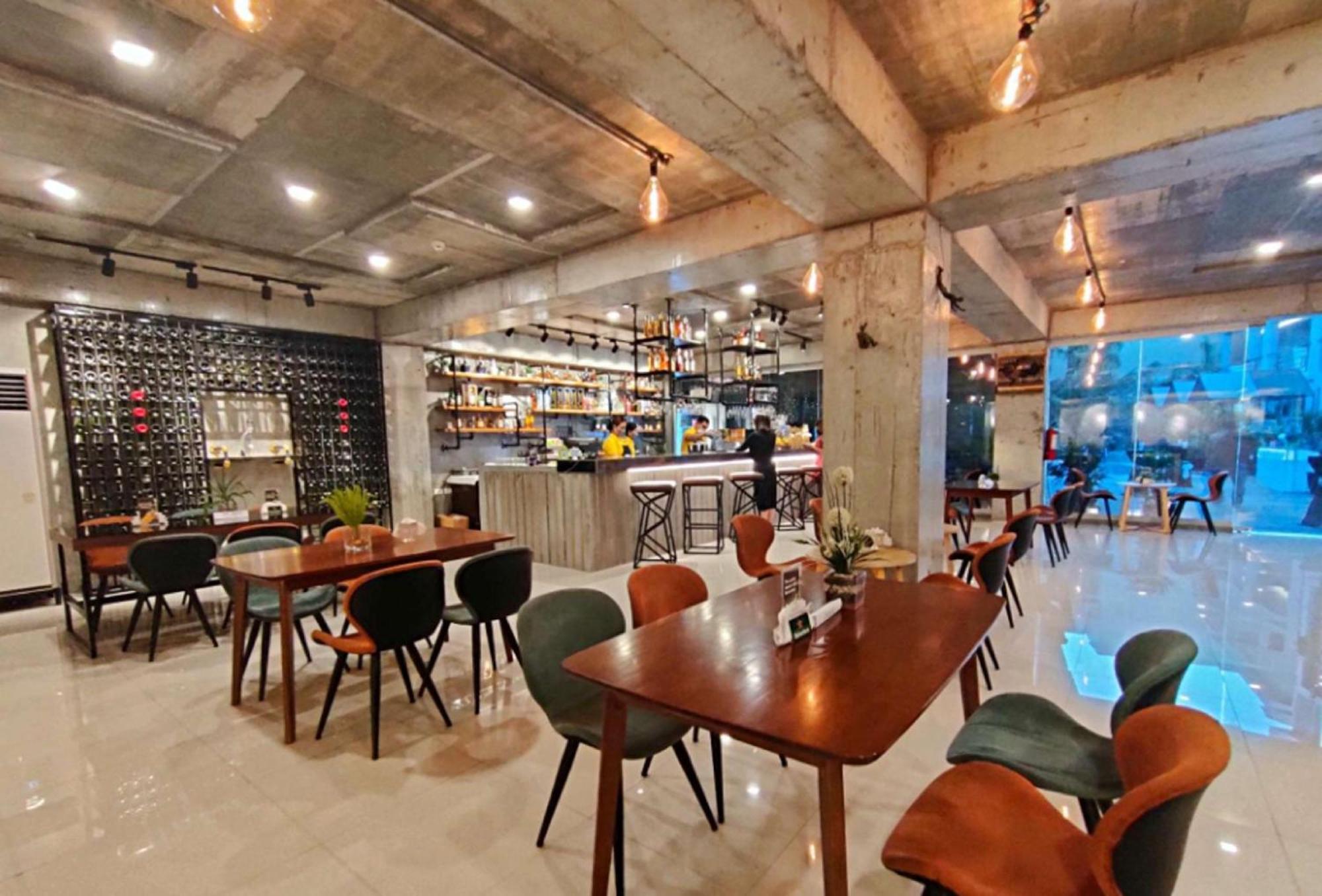 Hotel Halo Angeles City Экстерьер фото
